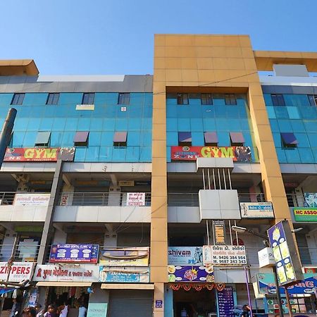 Hotel Tulip Plaza Ahmadábád Kültér fotó
